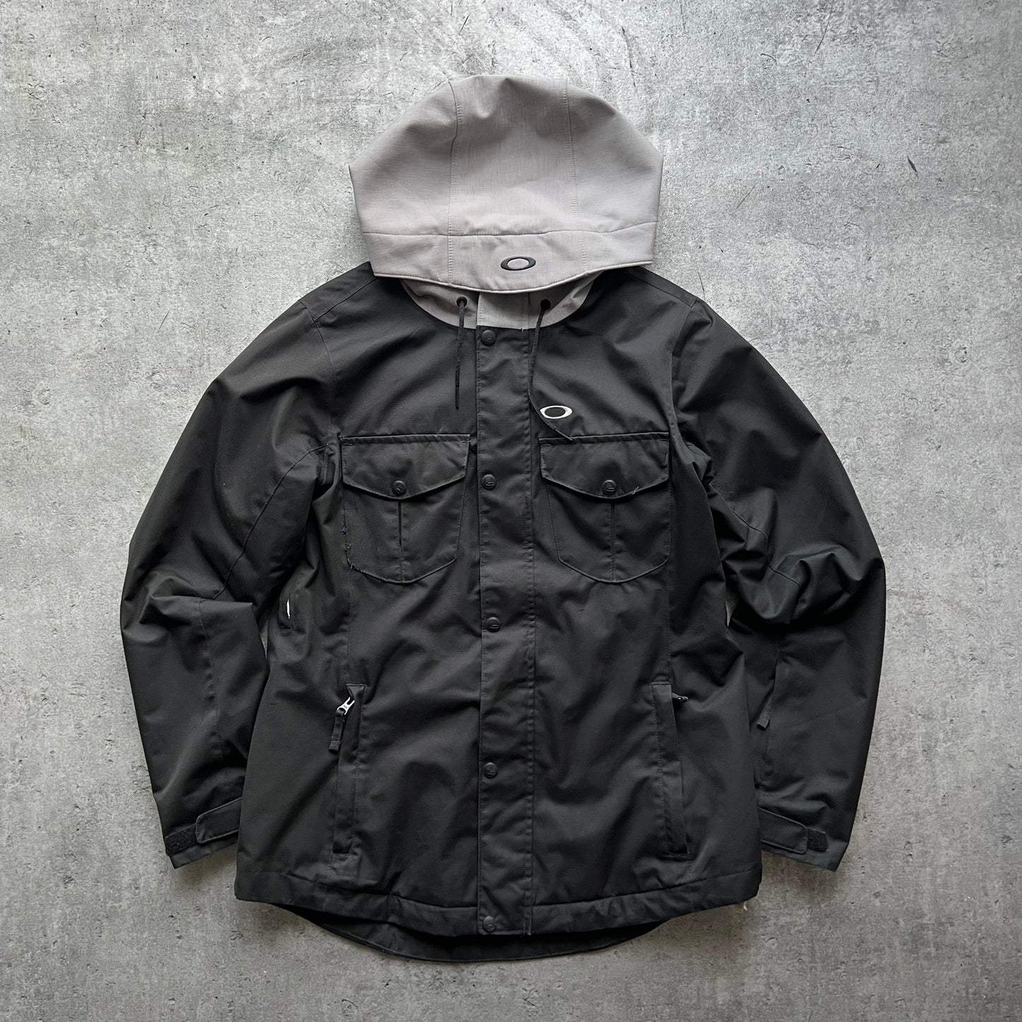 Oakley Windbreaker Gorpcore