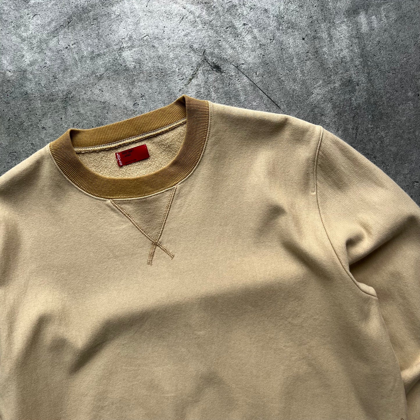 Levis Red Tab Crewneck