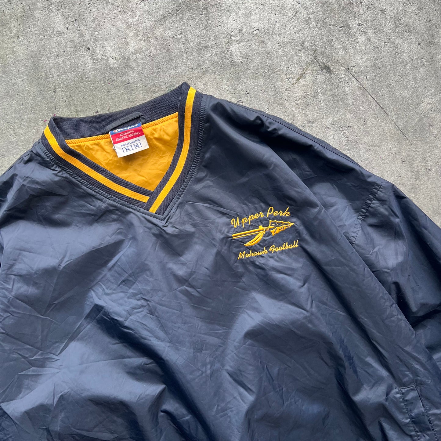 Champion Longsleeve V-neck Windbreaker