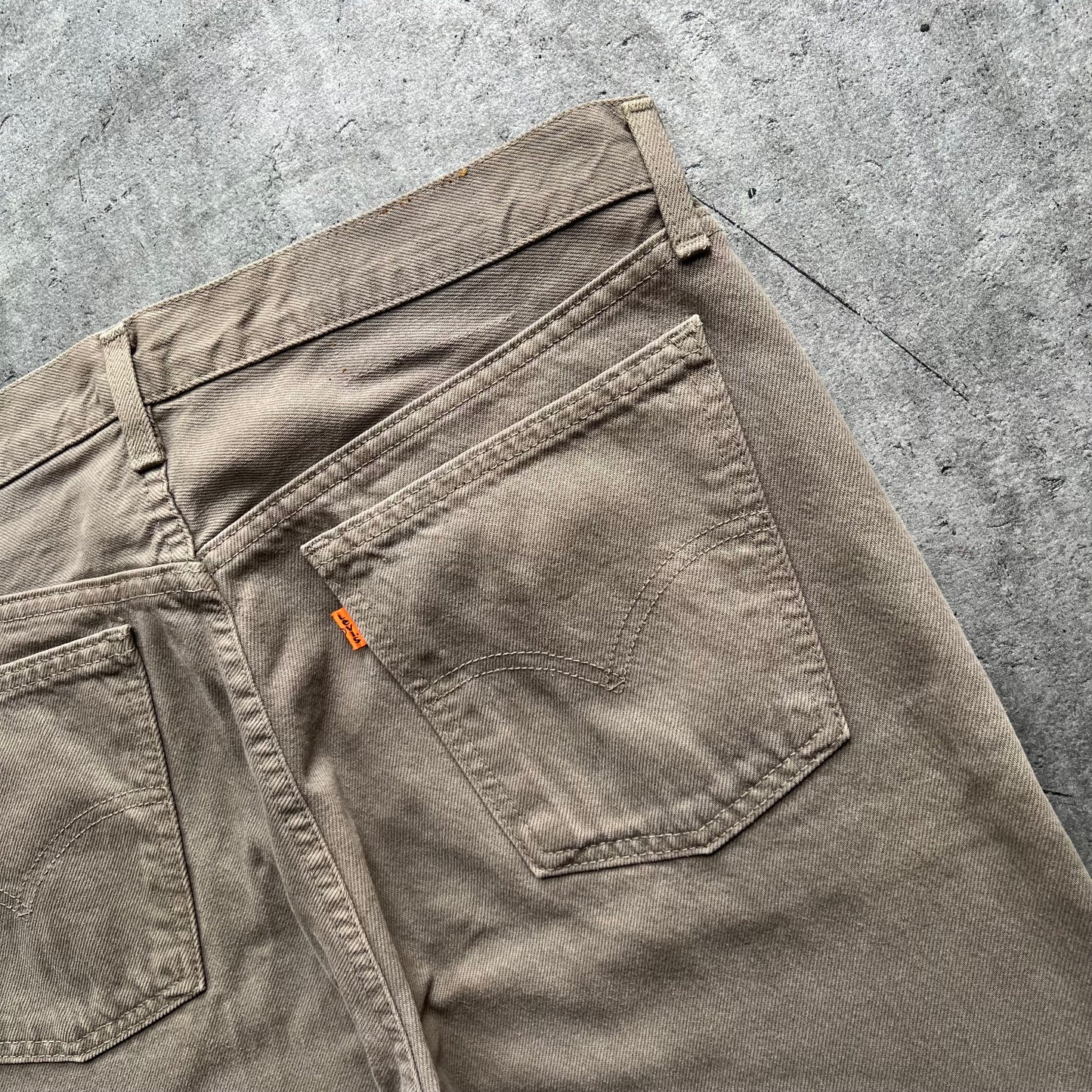 Levis Jeans (orange logo)