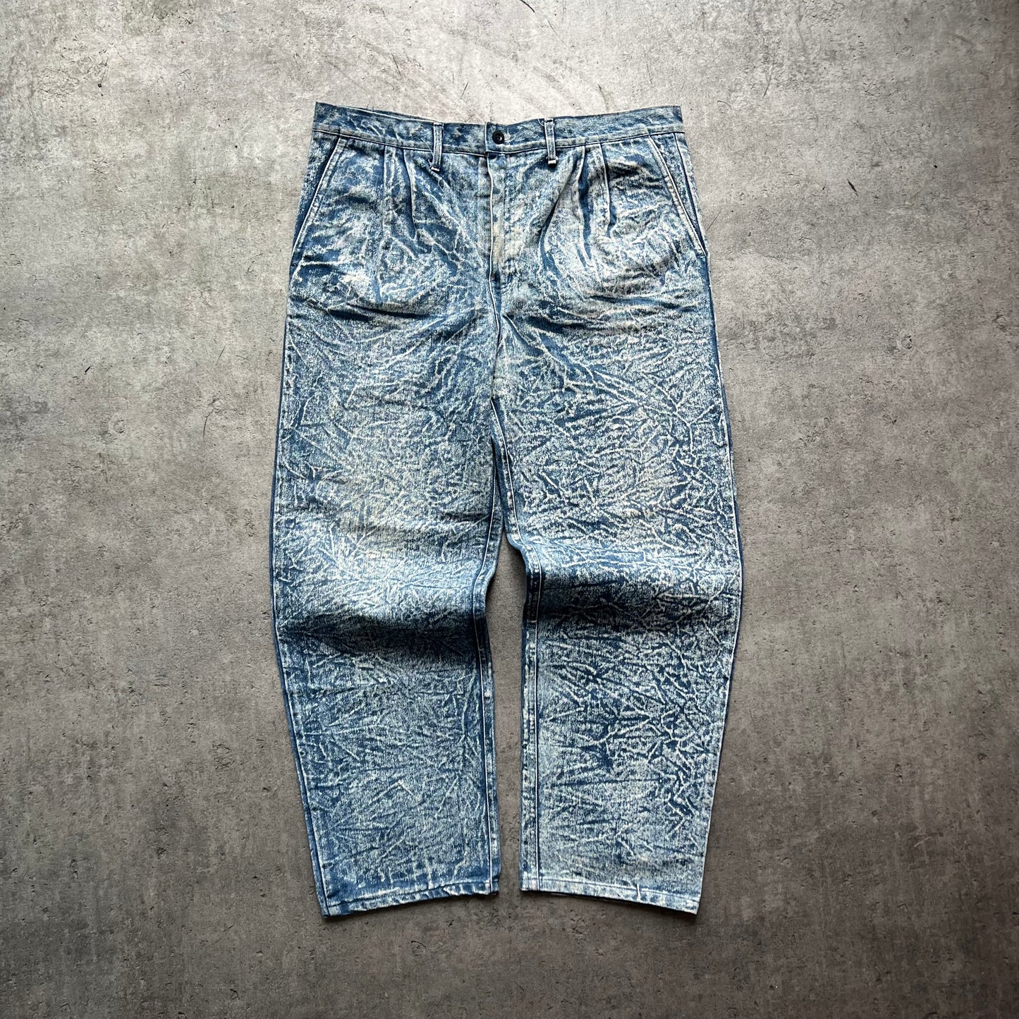 Levis Jeans Bleached Effect