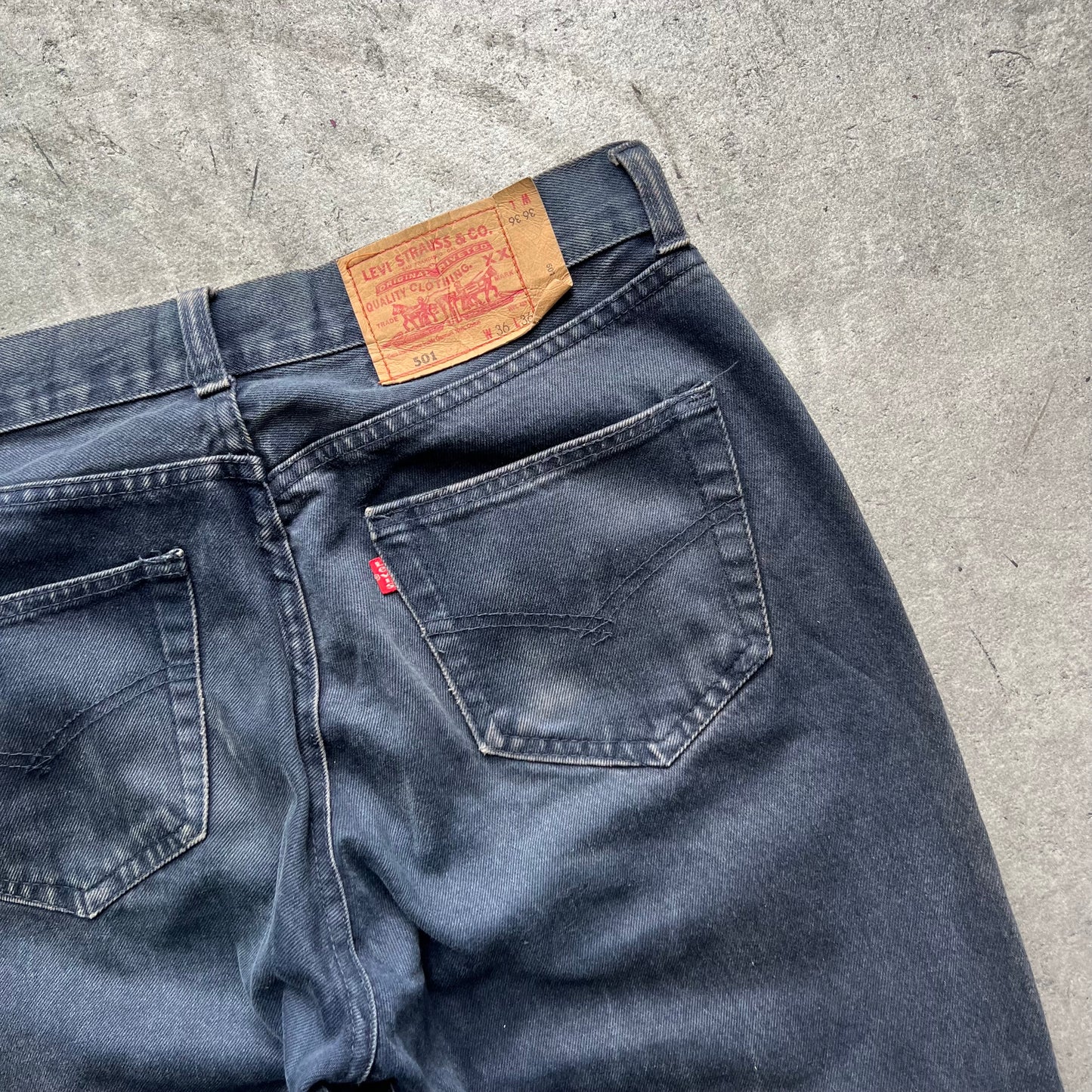 Levis Dark Blue Jeans