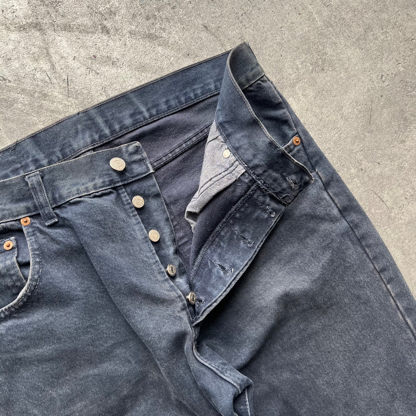 Levis Dark Blue Jeans