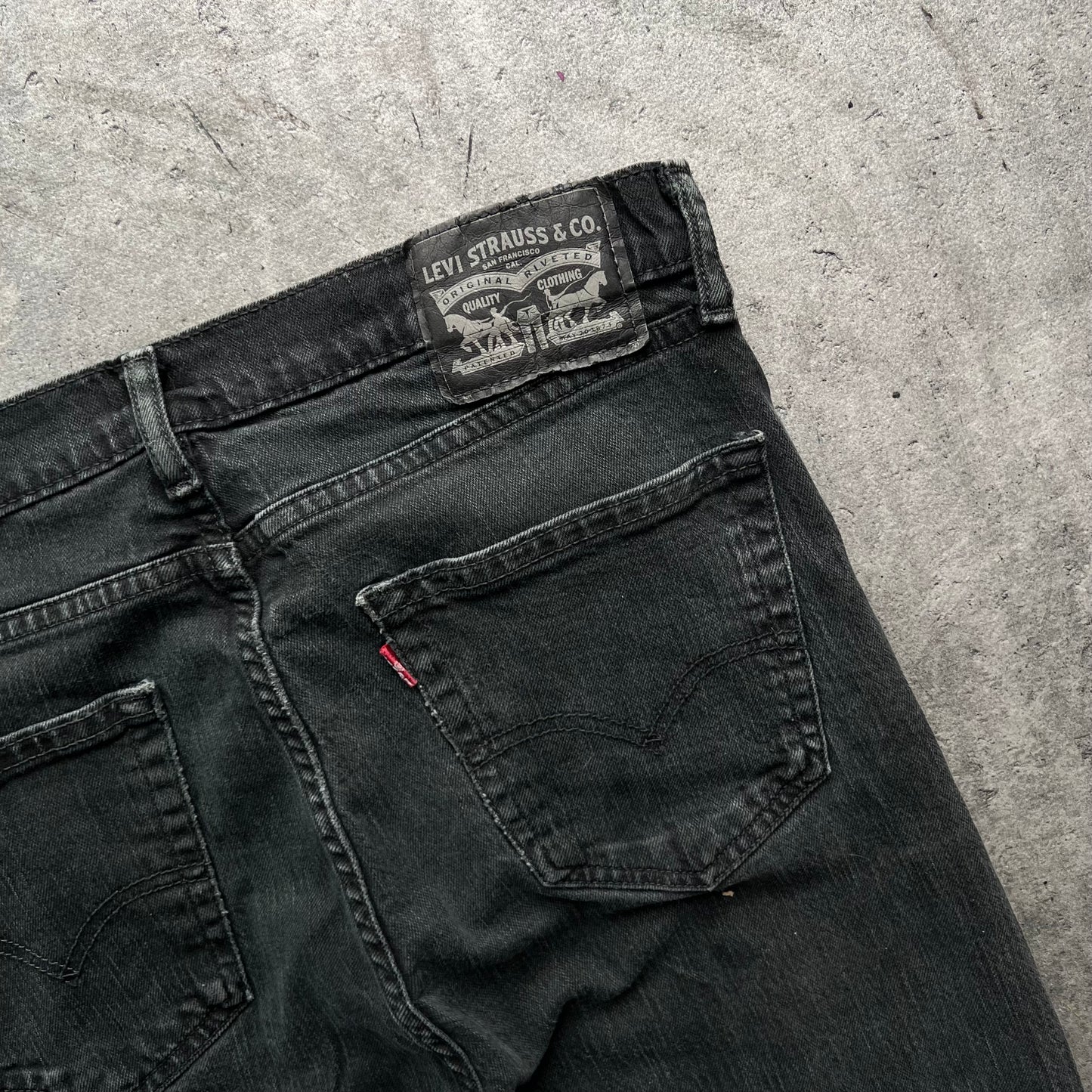 Levis Black Pants