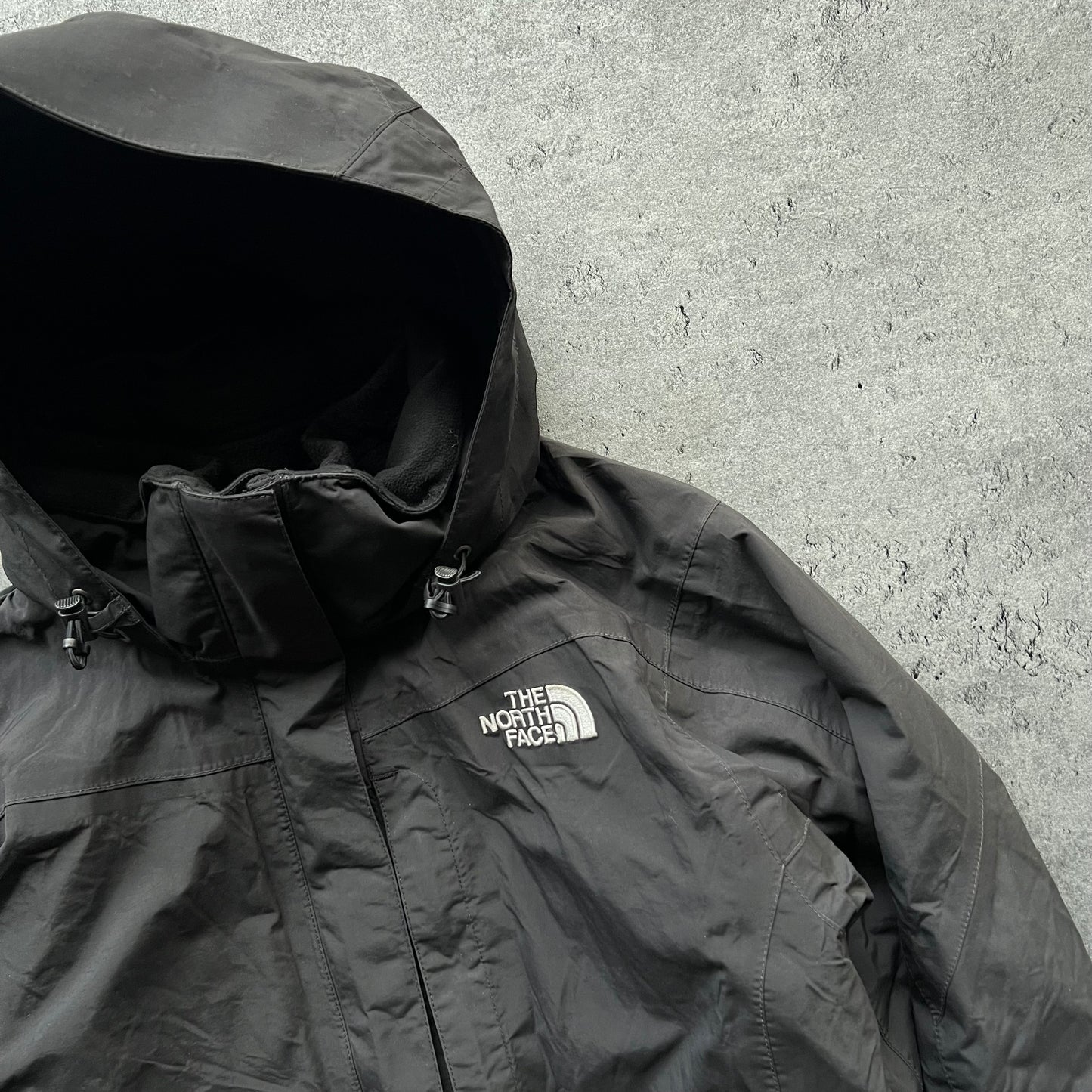 The North Face HyVent 2in1 Windbreaker Jacket+Fleece Black