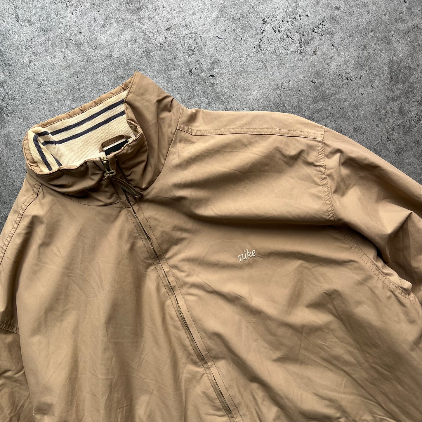 Nike 90s Beige Windbreaker